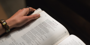 BIBLE CLASSES IN HOLY REDEEMER